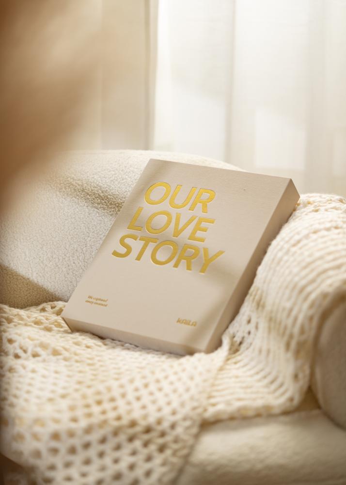 KAILA OUR LOVE STORY Creme - Coffee Table Photo Album (60 Juodi puslapiai)